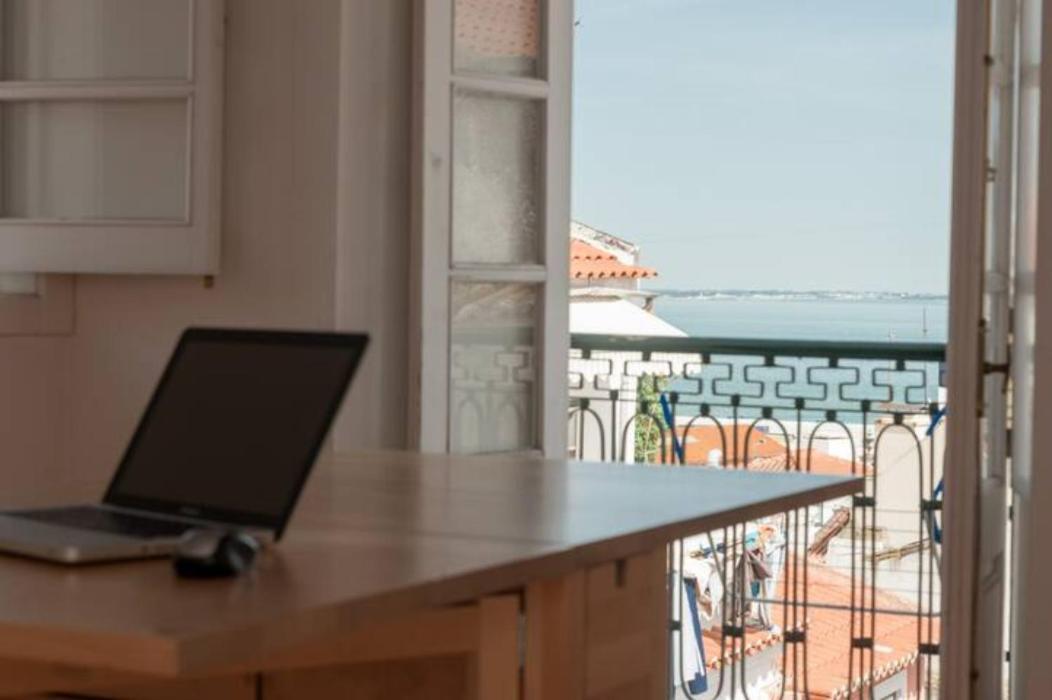 Sao Miguel Apartments Lisbon Bagian luar foto