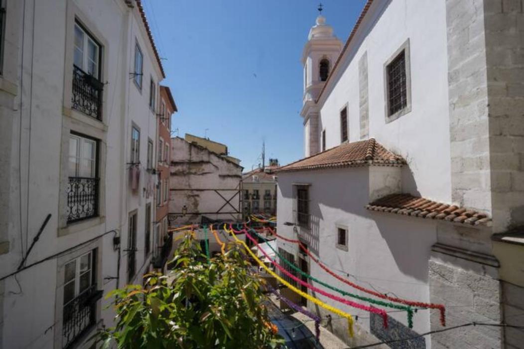 Sao Miguel Apartments Lisbon Bagian luar foto