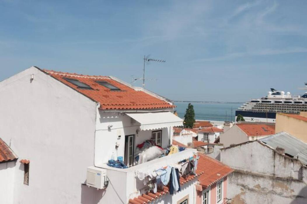 Sao Miguel Apartments Lisbon Bagian luar foto